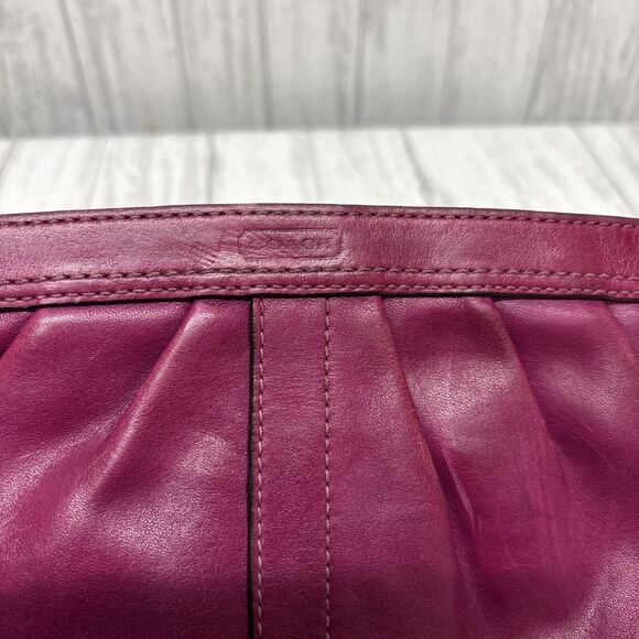 Womens Vintage Coach Wristlet Fuchsia Pink Leather - Picture 2 of 8